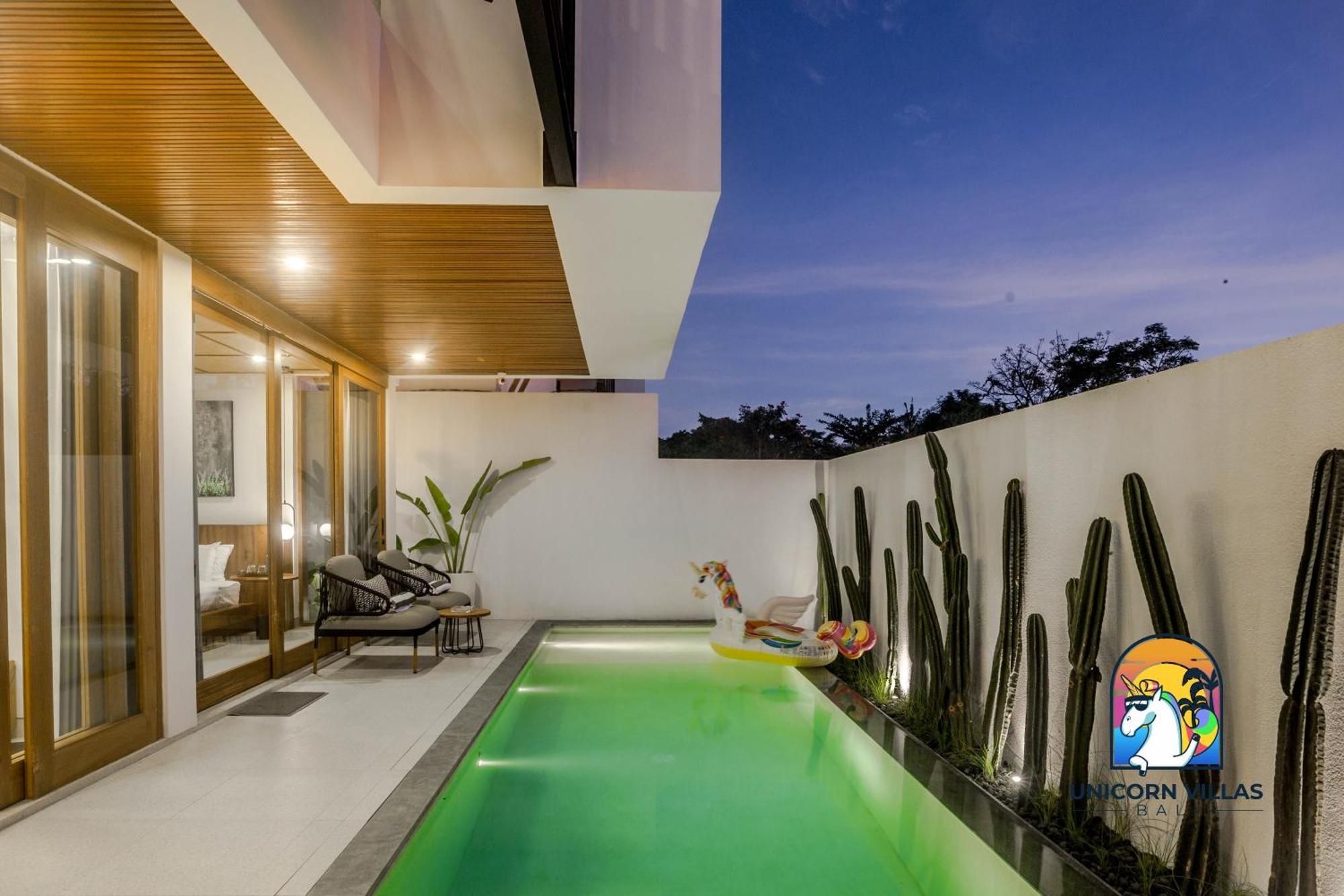 Villa Rufina - By Unicorn Villas Bali Canggu Extérieur photo