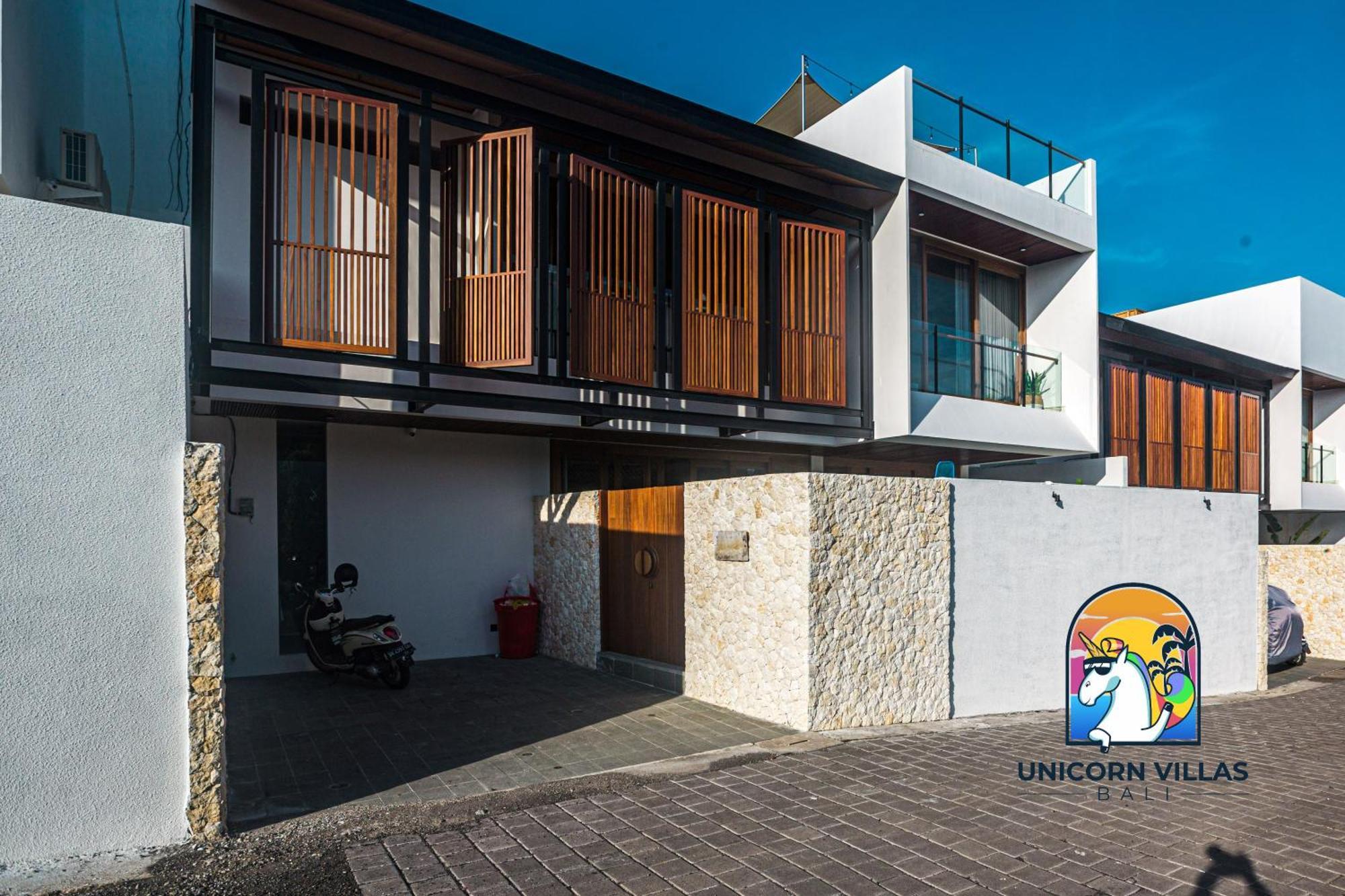 Villa Rufina - By Unicorn Villas Bali Canggu Extérieur photo